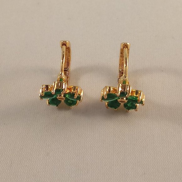 18K Yellow Gold Plated Flower Emerald Green Diamond Zircon Hoop Huggie Earrings - Picture 7 of 7